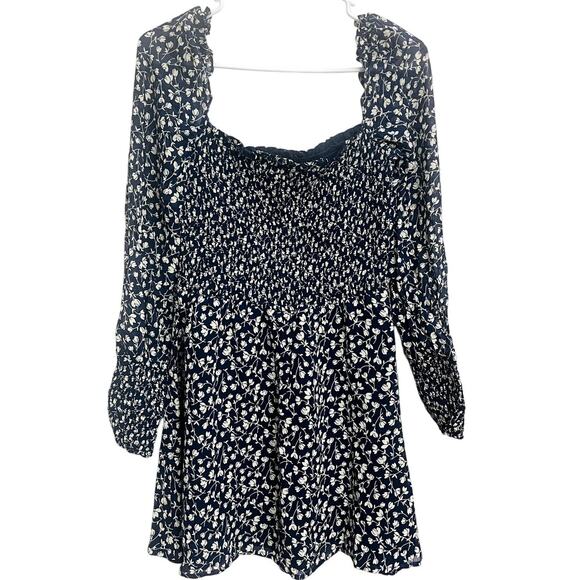 Reformation Kelli‎ Smocked Bodice Dress Navy Floral Feminine Milkmaid Size M - Picture 3 of 5
